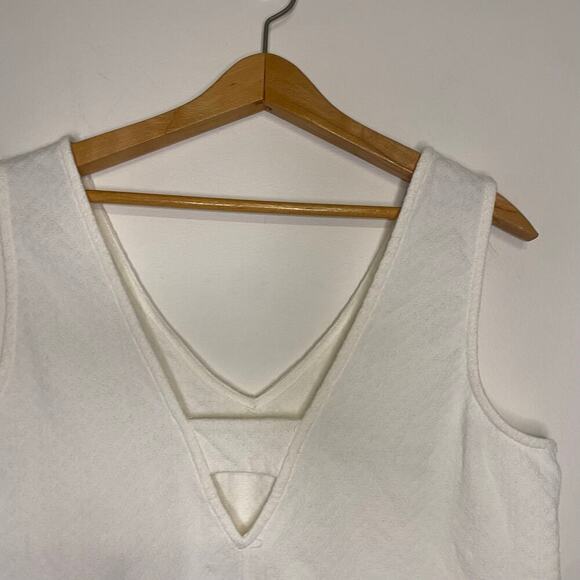 Madewell White Crop V Neck Sleevless Blouse Top Shirt Size Medium Boxy Dressy - Picture 6 of 12